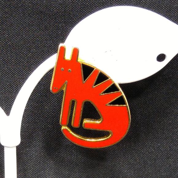 Laurel Burch "Terra" Coyote Post Earrings, Cloisonné Gold Plated, 1980s Vintage - Picture 4 of 10